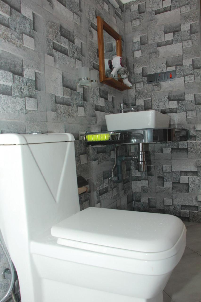 Bed and Breakfast Maduranga N Guest Mirissa Exterior foto